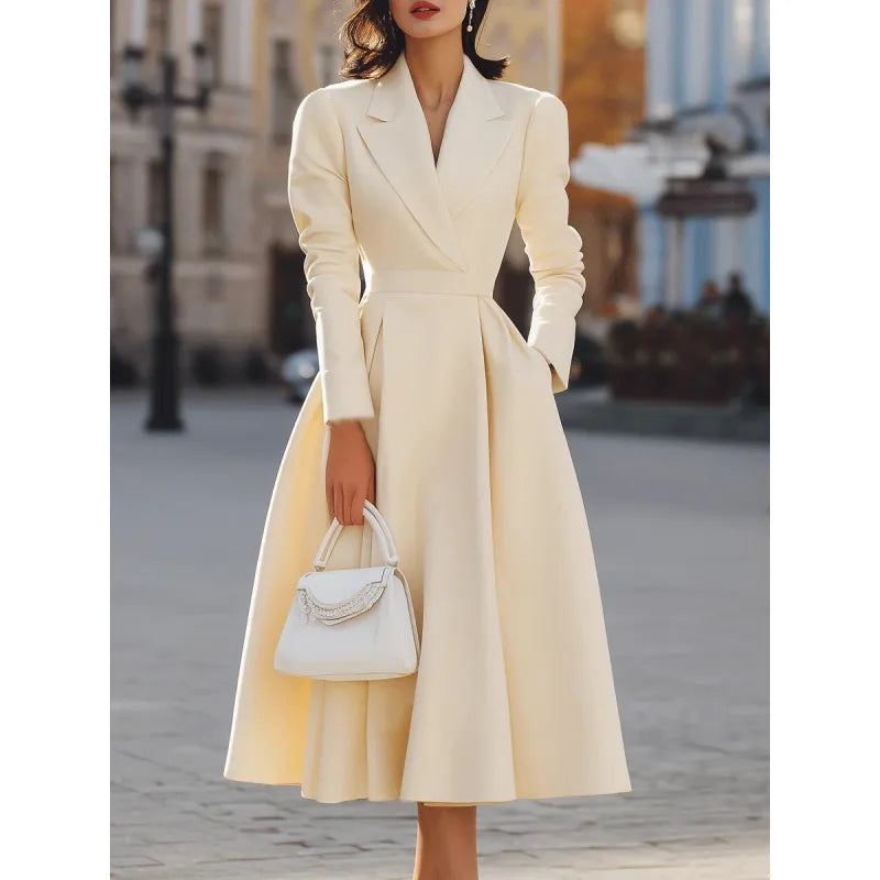 Abito lungo donna in tessuto leggero, scollo a V