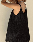 Abito Mini Donna con Paillettes – Schiena a V Profonda & Taglio Attillato