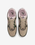 Nike Air Force 1 Low Patent Camo Pink sneakers basse uomo e donna pelle rosa, dettaglio suola