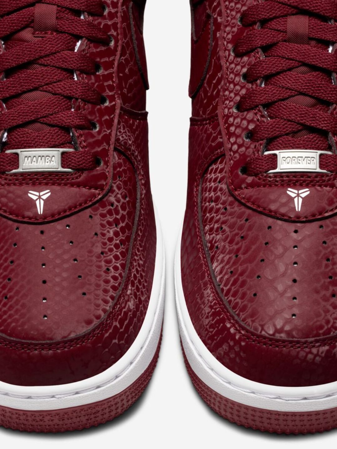 Nike Air Force 1 Low Kobe Bryant Forever Lower Merion Away sneakers basse uomo e donna pelle multicolore, indossate