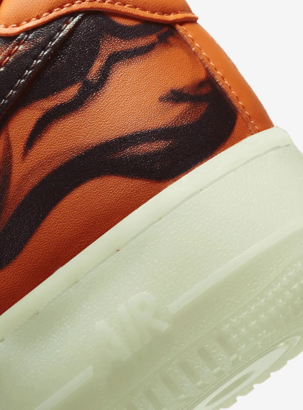 Nike Air Force 1 Low Orange Skeleton Halloween (2020) sneakers basse uomo e donna pelle arancione nero, vista dall'alto