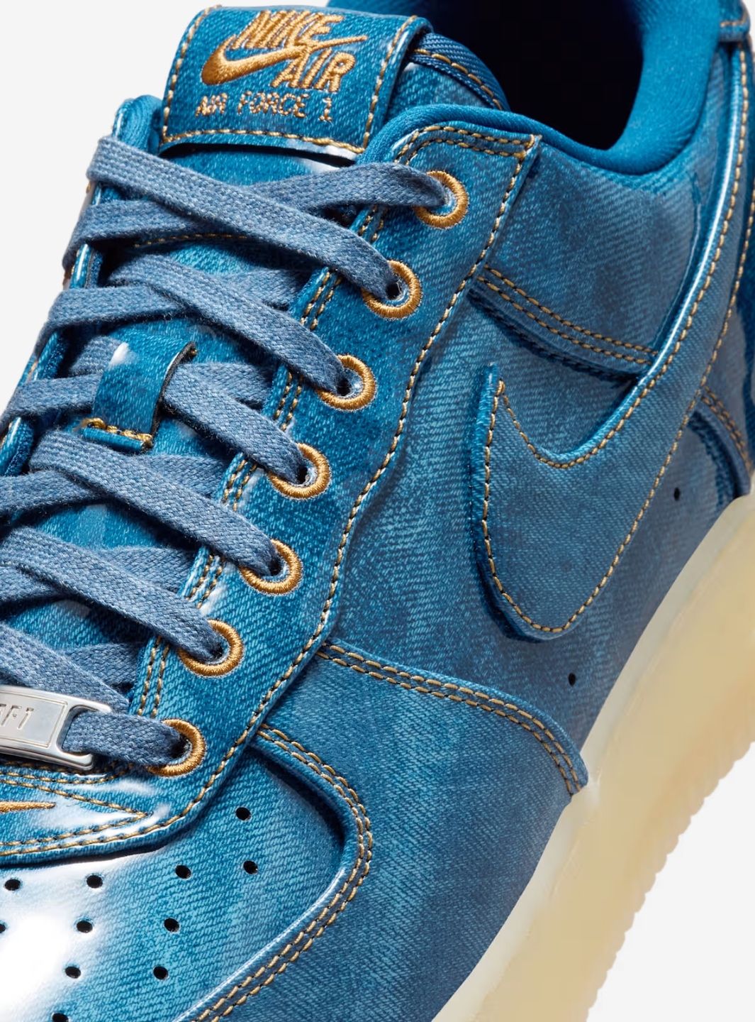Nike Air Force 1 Low Patent Denim sneakers basse uomo e donna pelle blu, vista dall'alto