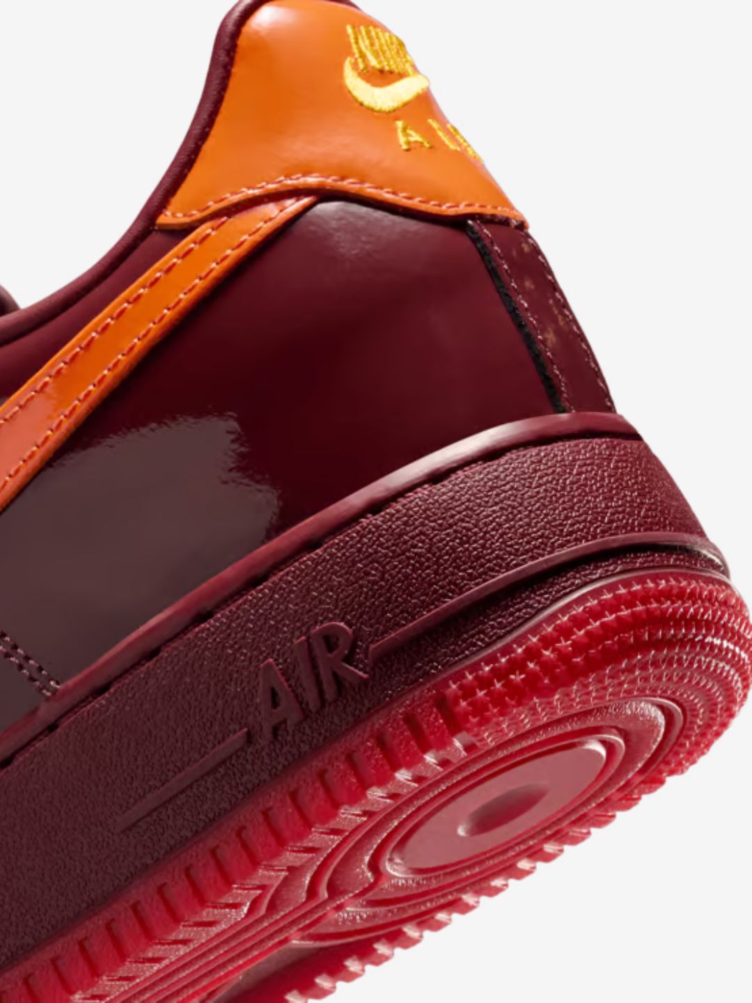 Nike Air Force 1 Low Patent Leather Dark Team Red Safety Orange sneakers basse uomo e donna pelle rosso arancione, dettaglio 
