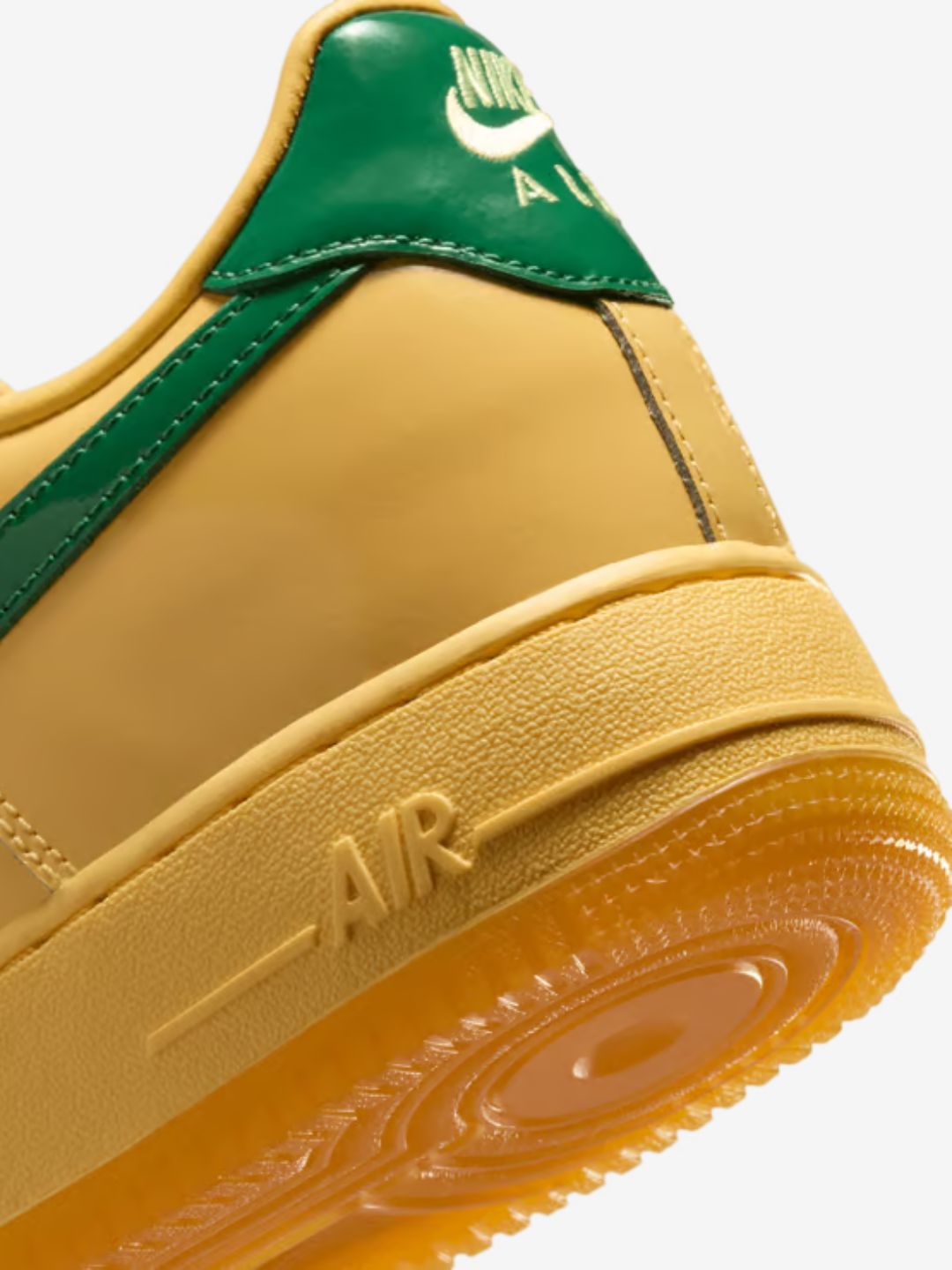 Nike Air Force 1 Low Patent Leather Topaz Gold Pine Green sneakers basse uomo e donna pelle verde oro, dettaglio tomaia