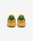 Nike Air Force 1 Low Patent Leather Topaz Gold Pine Green sneakers basse uomo e donna pelle verde oro, vista dall'alto
