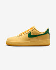 Nike Air Force 1 Low Patent Leather Topaz Gold Pine Green sneakers basse uomo e donna pelle verde oro, vista laterale