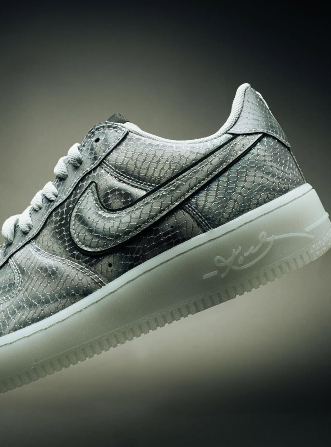 Nike Air Force 1 Low Kobe Bryant Lenticular sneakers basse uomo e donna pelle multicolore, vista dall'alto