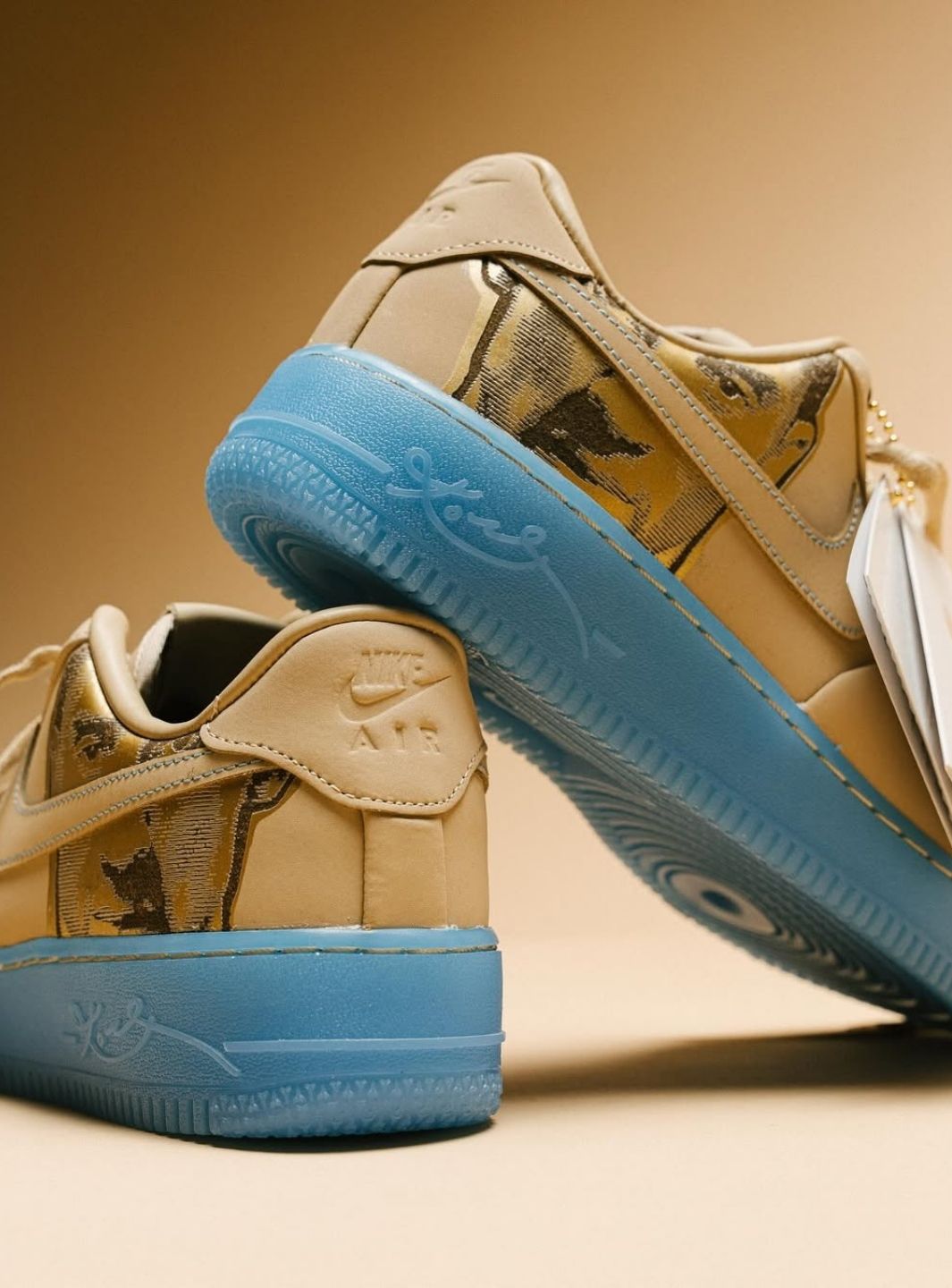 Nike Air Force 1 Low Kobe Bryant Linen sneakers basse uomo e donna pelle beige, dettaglio suola