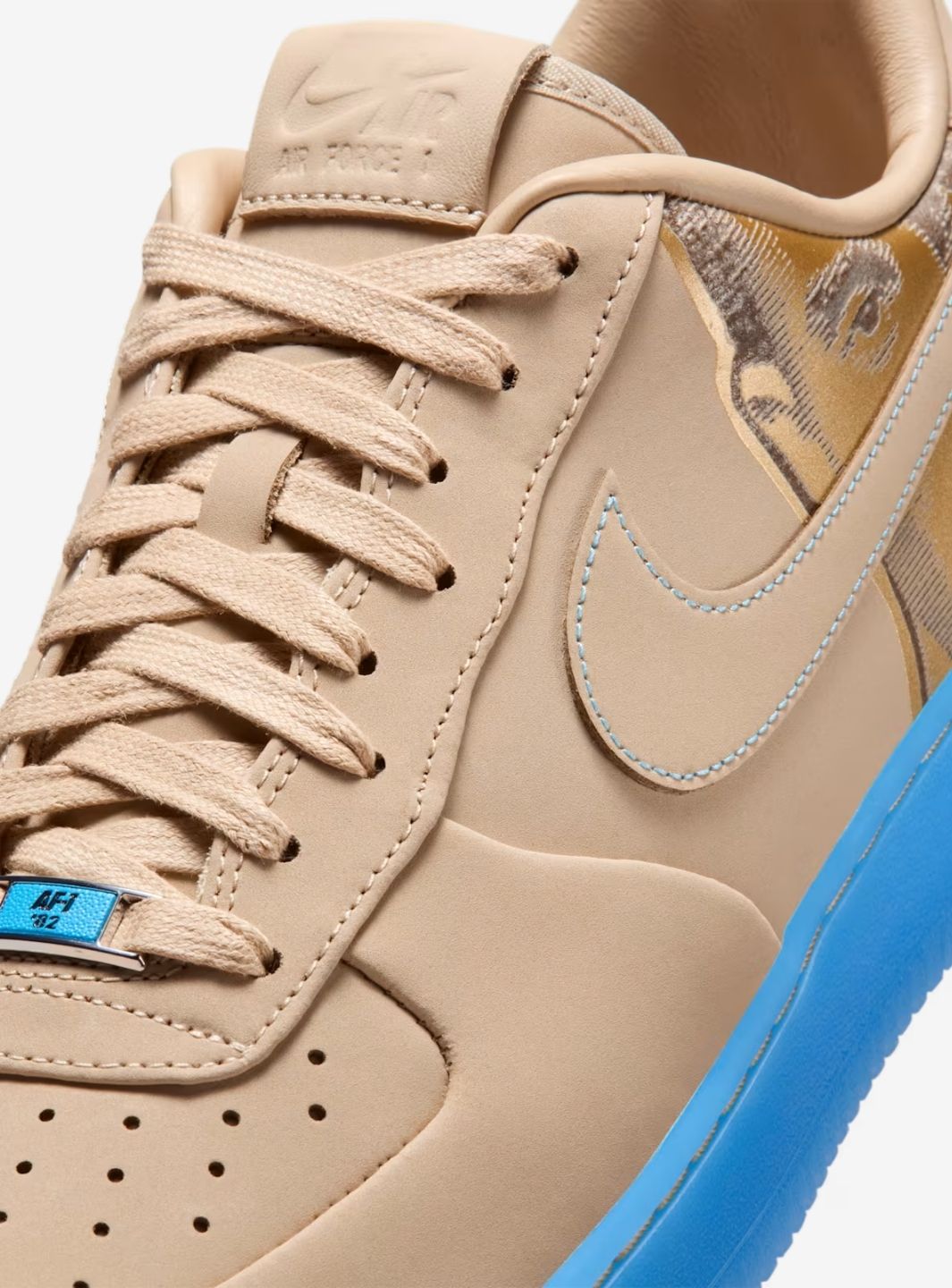 Nike Air Force 1 Low Kobe Bryant Linen sneakers basse uomo e donna pelle beige, indossate
