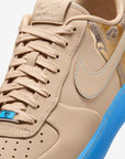 Nike Air Force 1 Low Kobe Bryant Linen sneakers basse uomo e donna pelle beige, indossate