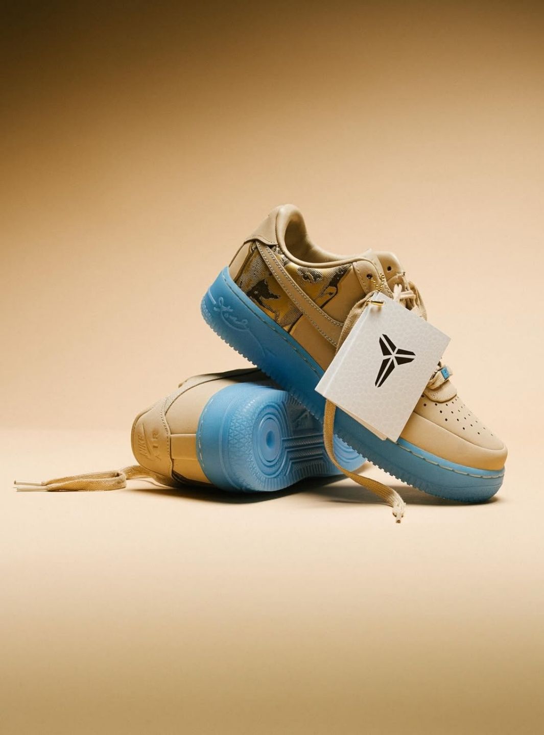 Nike Air Force 1 Low Kobe Bryant Linen sneakers basse uomo e donna pelle beige, dettaglio tallone