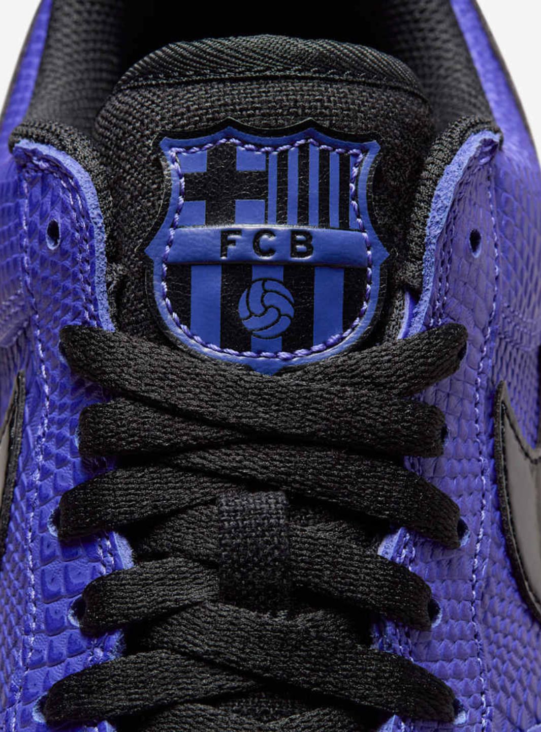 Nike Air Force 1 Low Kobe Bryant x FC Barcelona Persian Violet sneakers basse uomo e donna pelle viola, dettaglio tallone