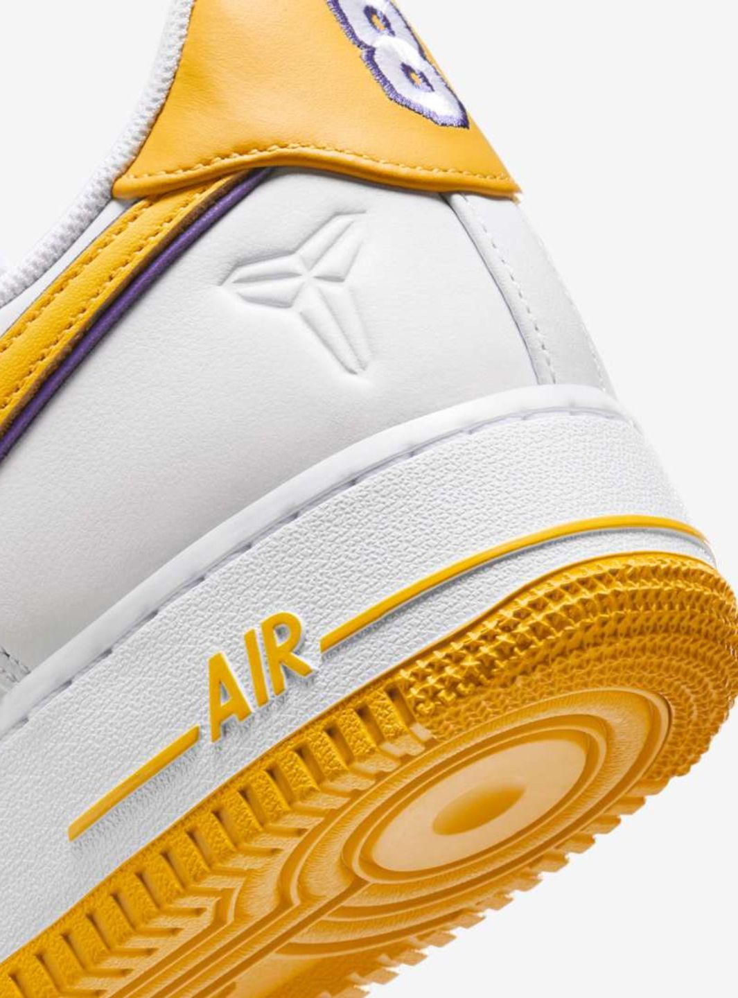 Nike Air Force 1 Low Kobe Bryant Lakers Home sneakers basse uomo e donna pelle giallo viola, dettaglio tomaia