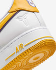 Nike Air Force 1 Low Kobe Bryant Lakers Home sneakers basse uomo e donna pelle giallo viola, dettaglio tomaia