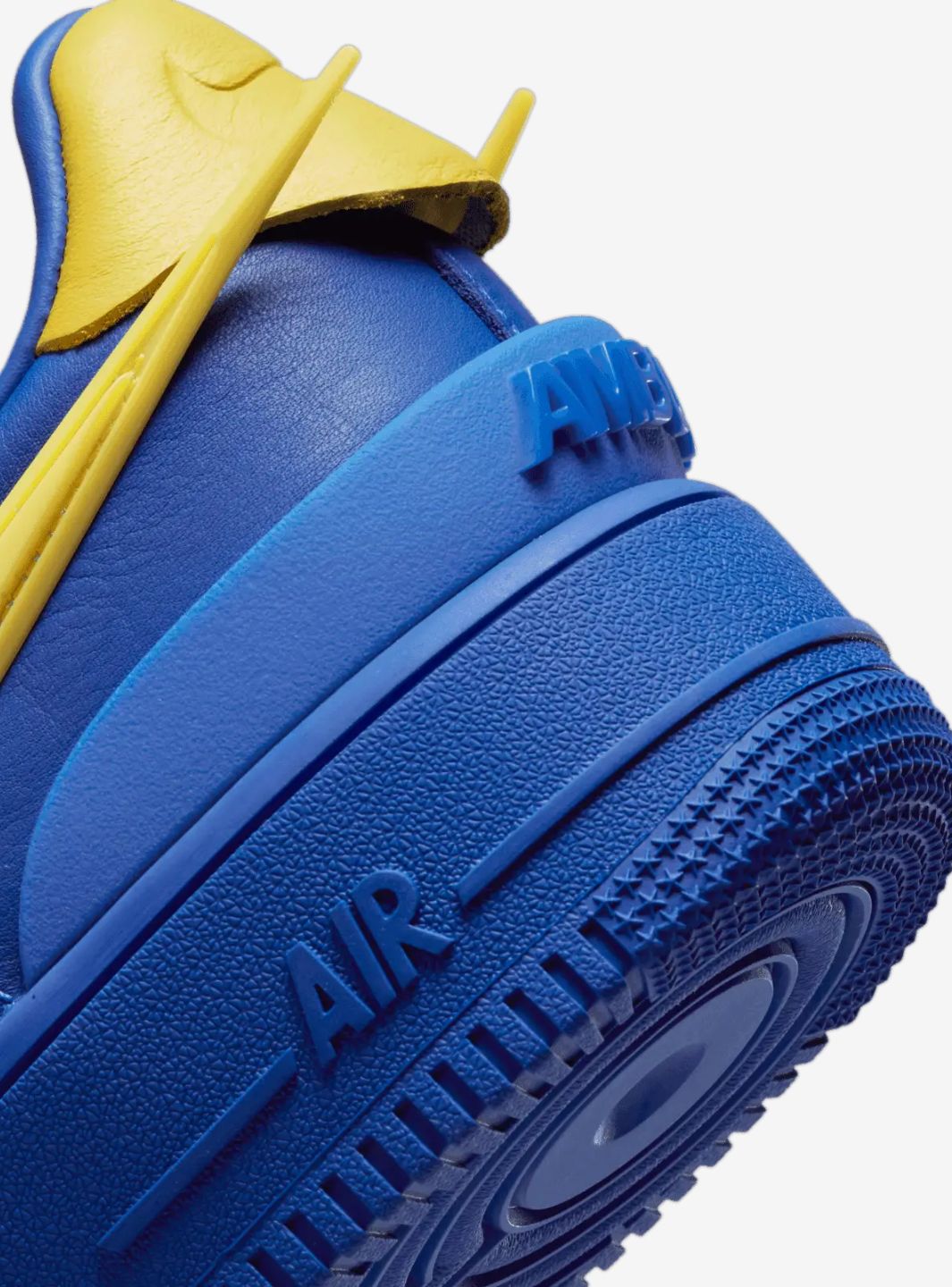 Nike Air Force 1 Low AMBUSH Game Royal sneakers basse uomo e donna pelle blu, dettaglio tomaia