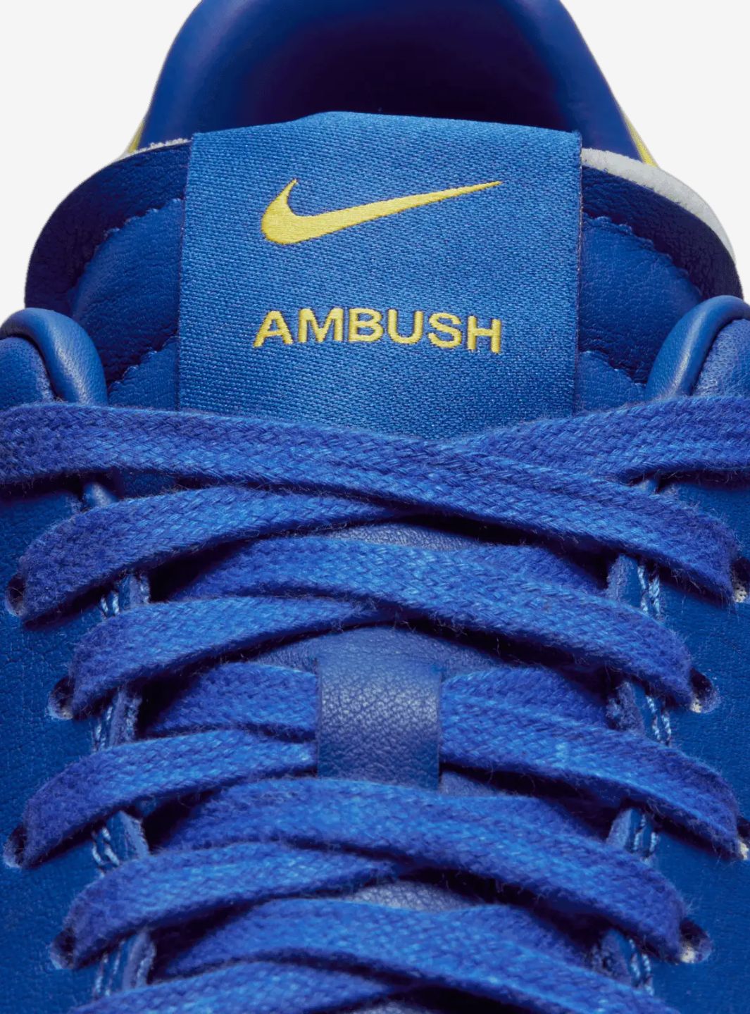 Nike Air Force 1 Low AMBUSH Game Royal sneakers basse uomo e donna pelle blu, dettaglio tallone