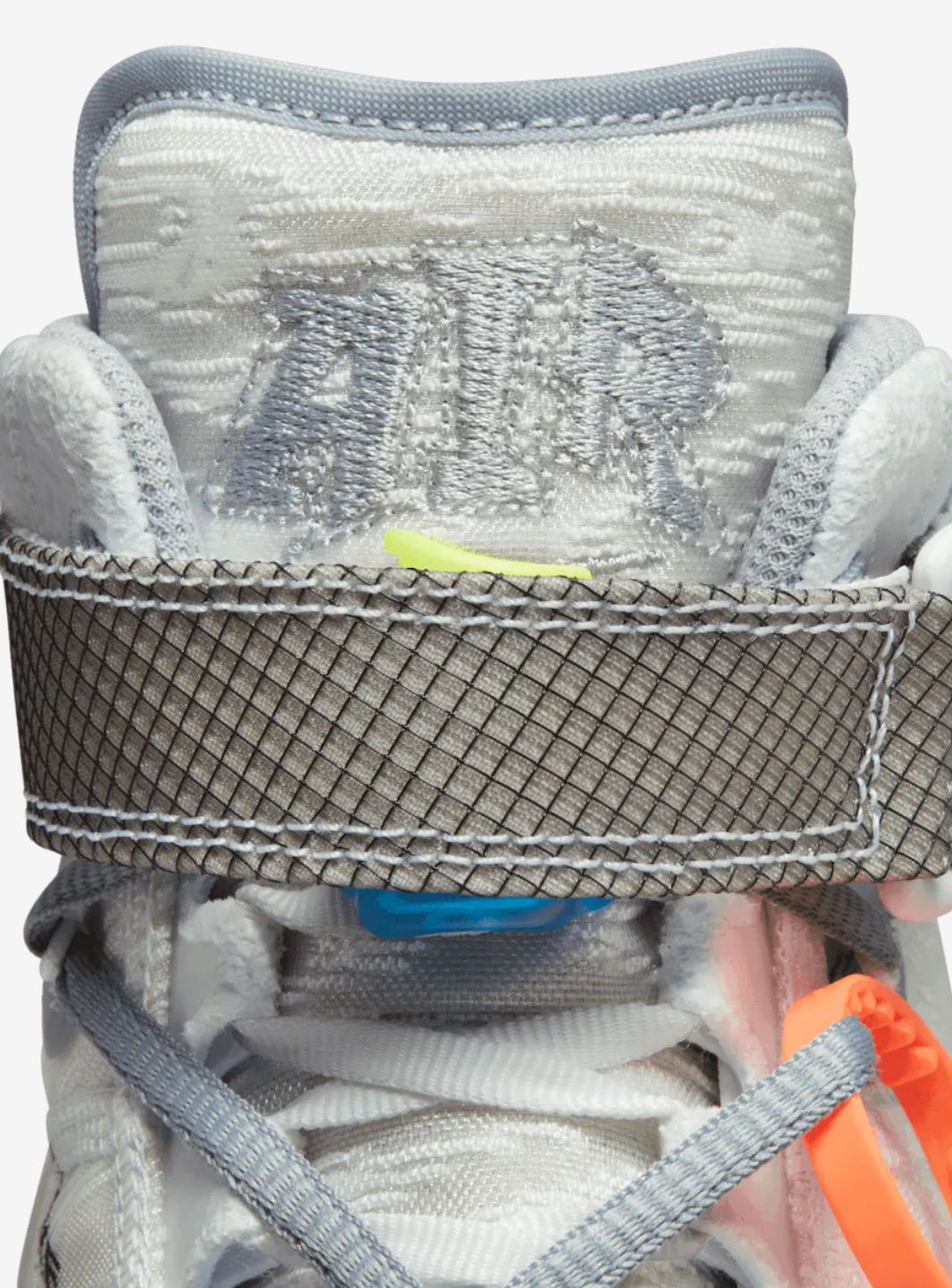 Nike Air Force 1 Mid Off-White White sneakers alte uomo e donna pelle bianco, dettaglio tomaia