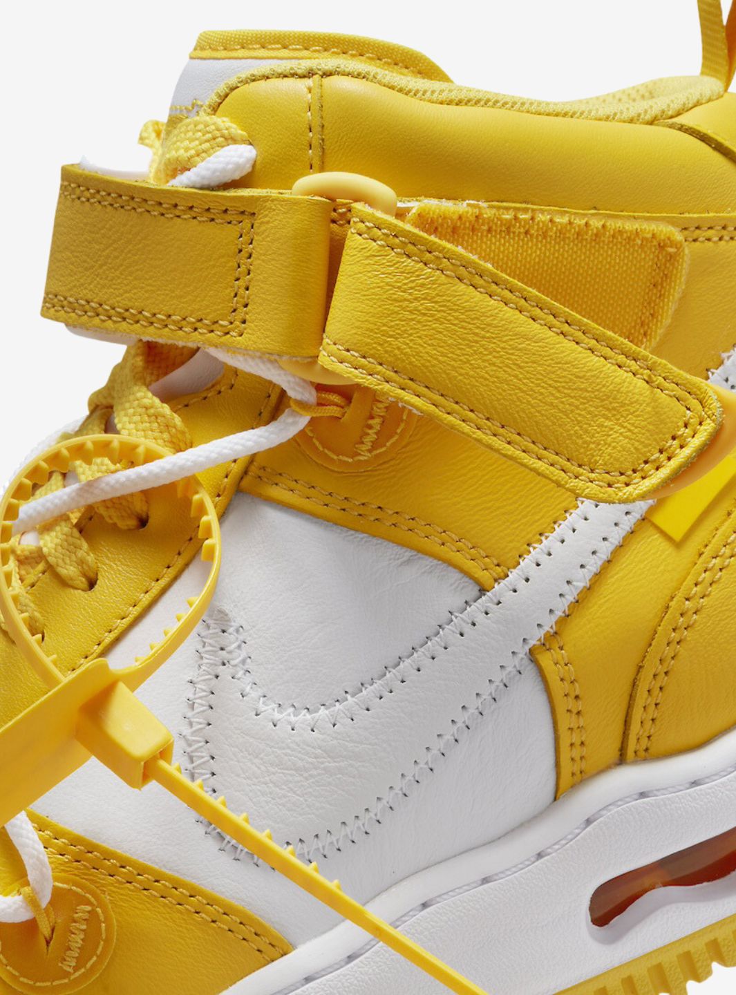 Nike Air Force 1 Mid Off-White Varsity Maize sneakers alte uomo e donna pelle bianco giallo, vista dall'alto