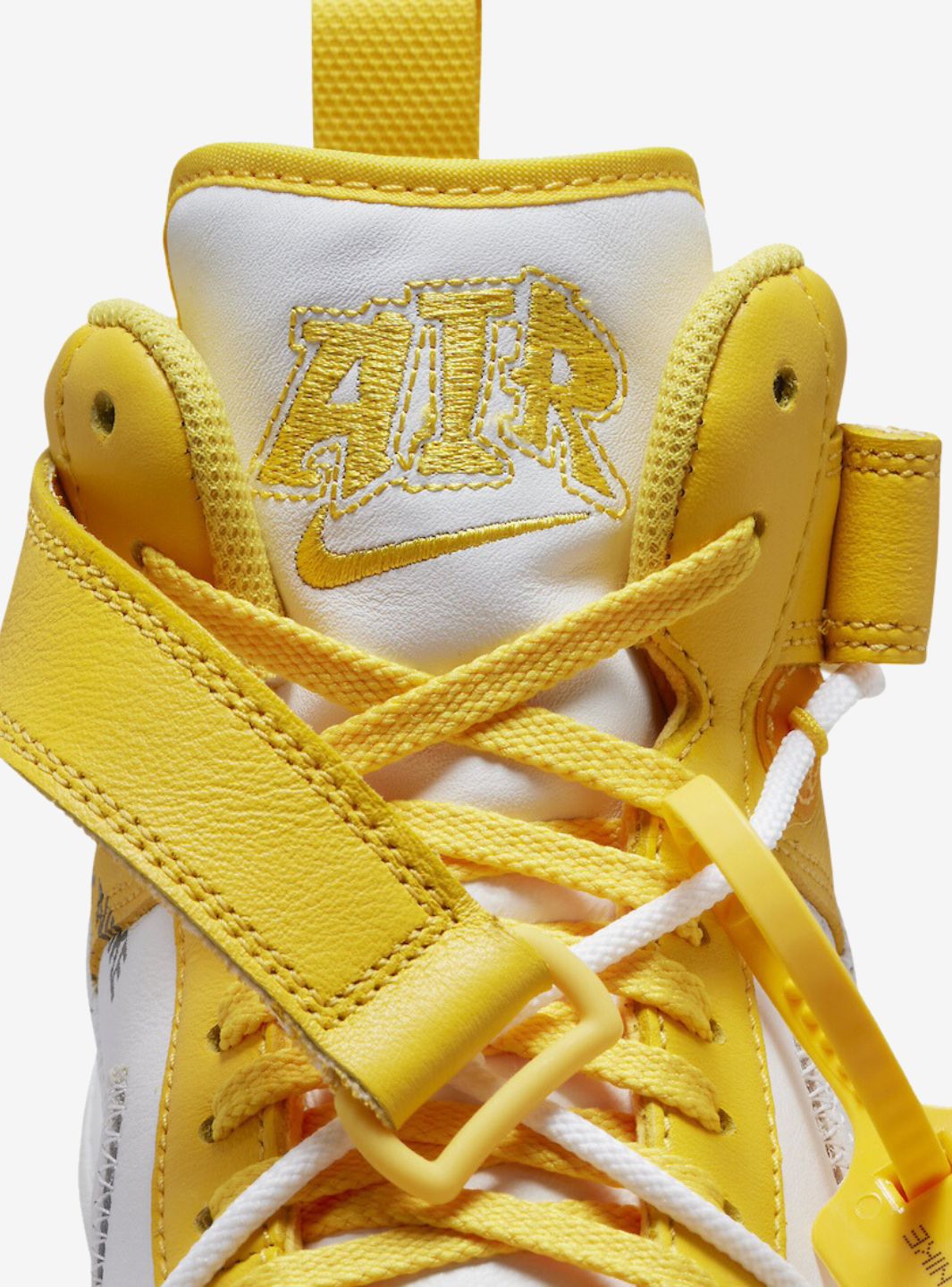 Nike Air Force 1 Mid Off-White Varsity Maize sneakers alte uomo e donna pelle bianco giallo, vista laterale