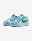 Nike Dunk Low Abominable Snowman sneakers basse bambino in pelle blu verde, vista frontale