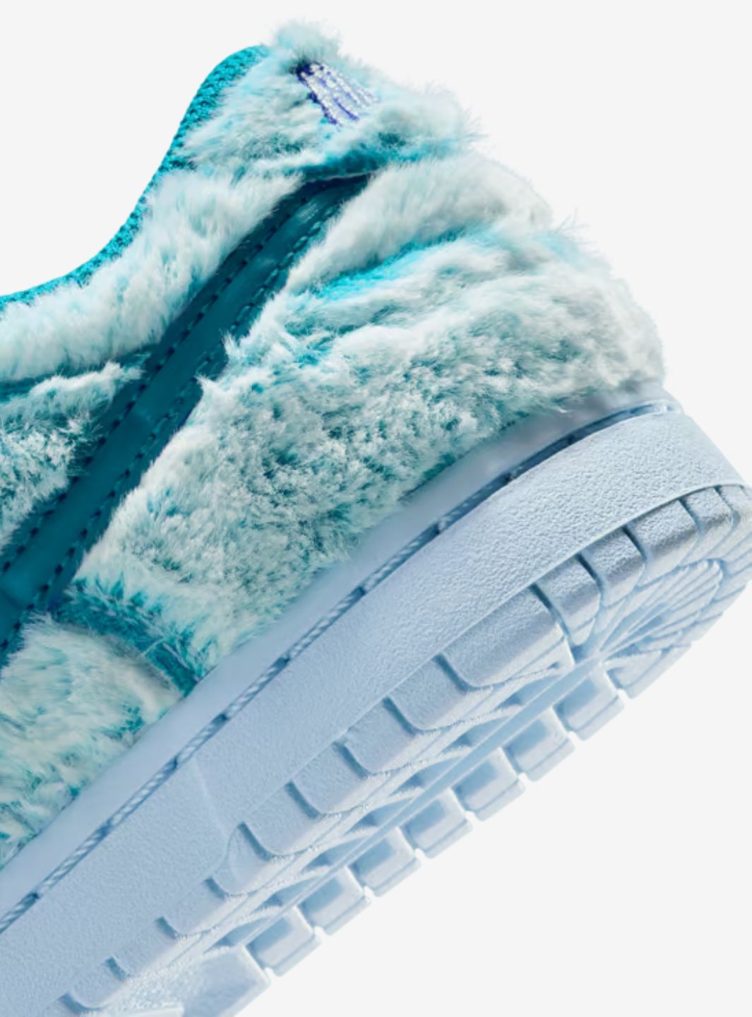 Nike Dunk Low Abominable Snowman sneakers basse bambino in pelle blu verde, dettaglio tomaia