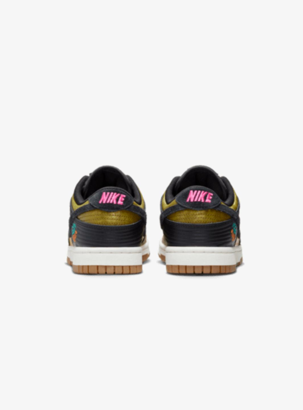 Nike Dunk Low Dìa De Muertos sneakers basse donna in pelle multicolore, dettaglio suola
