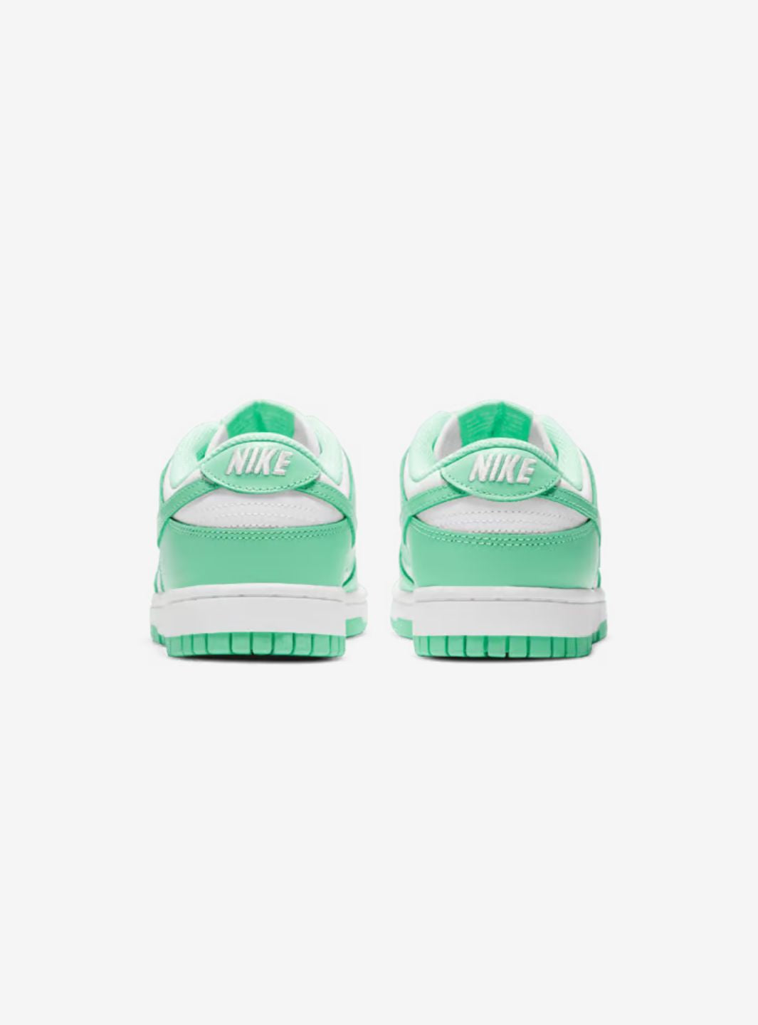 Nike Dunk Low Green Glow sneakers basse donna in pelle verde, vista dall'alto
