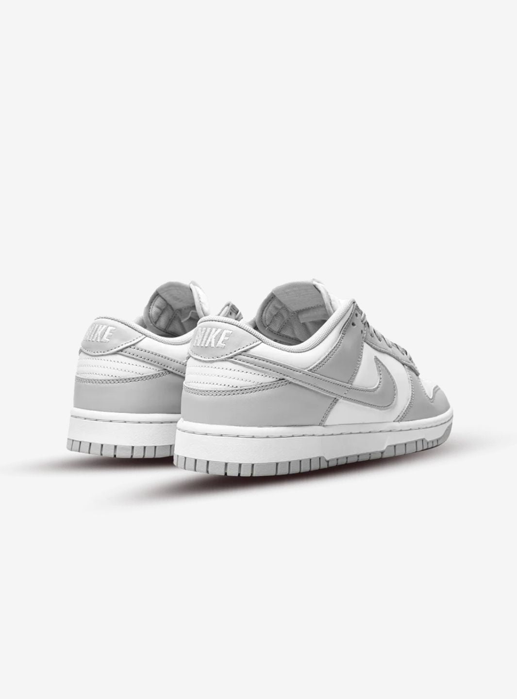 Nike Dunk Low Gray Fog sneakers basse uomo e donna in pelle grigio, dettaglio suola