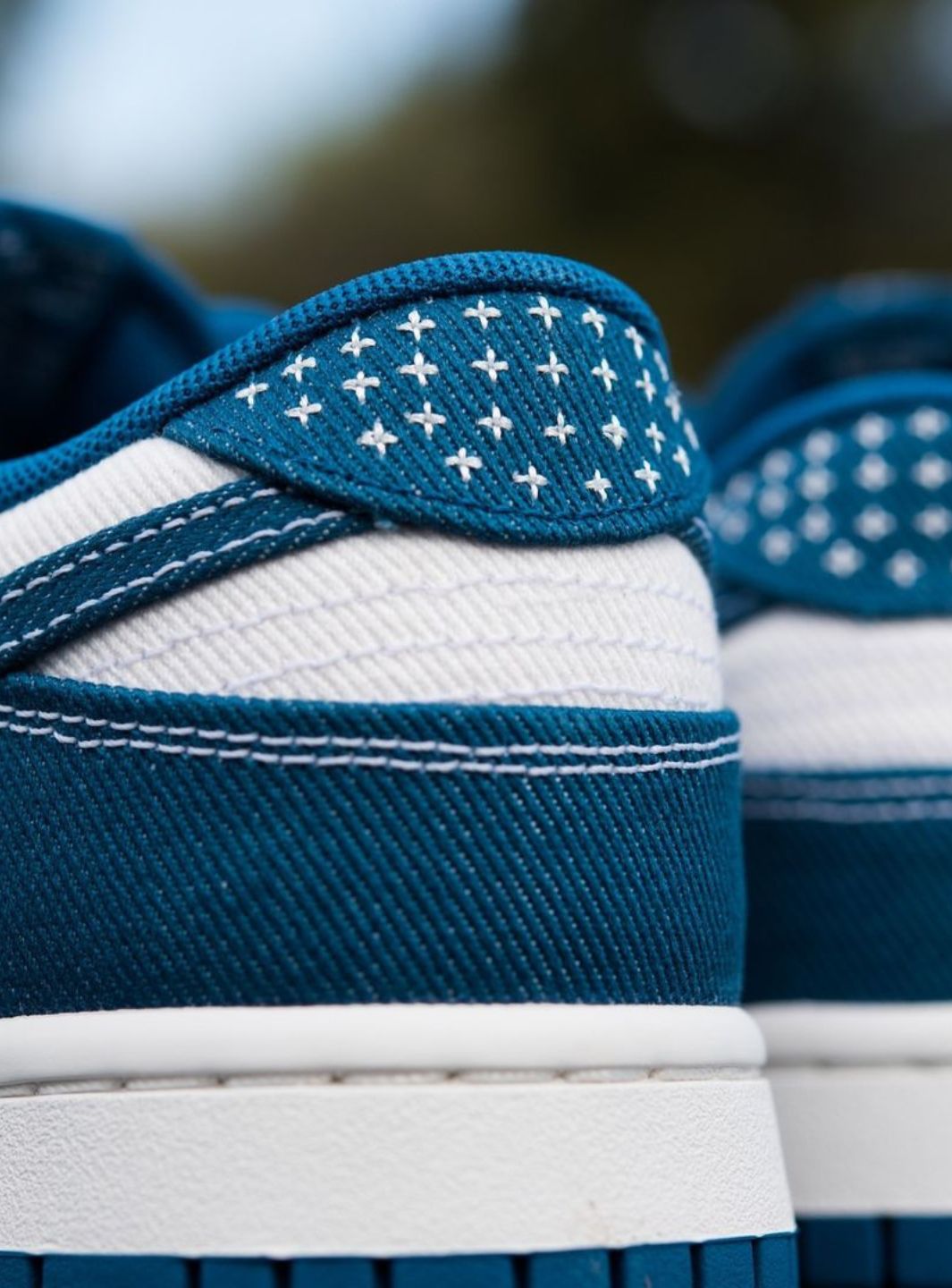 Nike Dunk Low Industrial Blue Sashiko sneakers basse uomo e donna in pelle blu, vista laterale