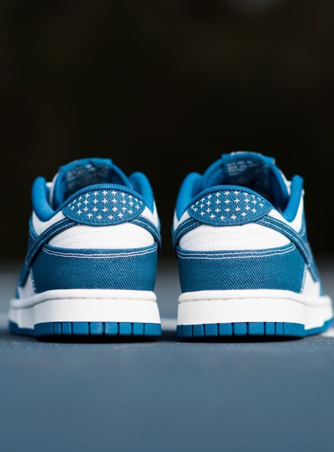 Nike Dunk Low Industrial Blue Sashiko sneakers basse uomo e donna in pelle blu, vista dall'alto