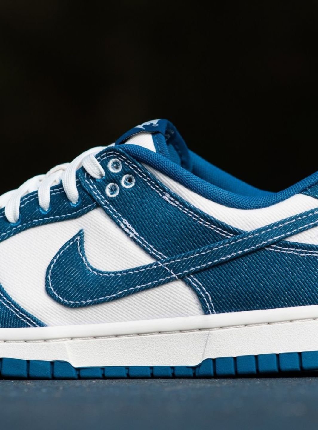 Nike Dunk Low Industrial Blue Sashiko sneakers basse uomo e donna in pelle blu, dettaglio tomaia