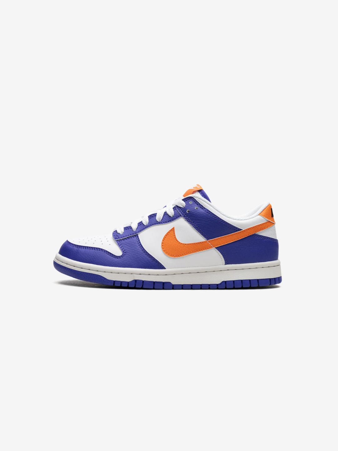 Nike Dunk Low Knicks sneakers basse bambino in pelle multicolore, vista laterale