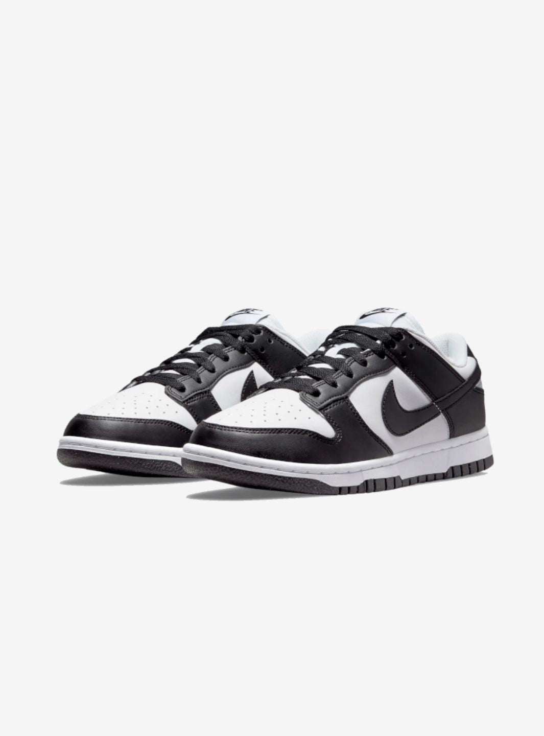 Nike Dunk Low Next Nature White Black Panda sneakers basse donna in pelle nero bianco, vista frontale