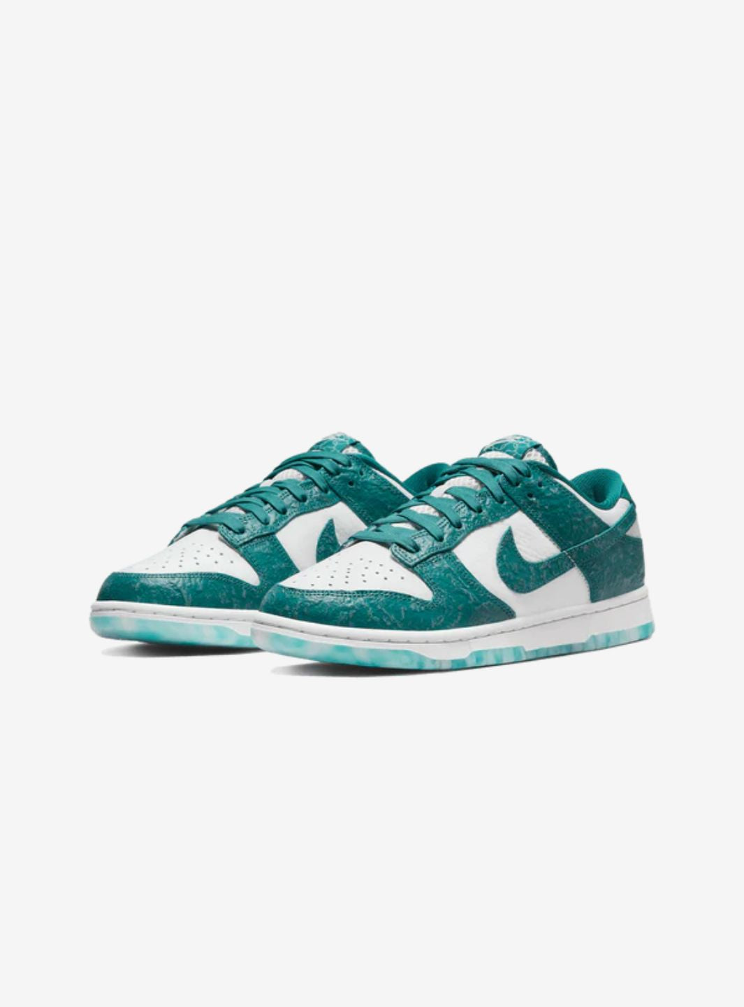 Nike Dunk Low Ocean sneakers basse donna in pelle bianco blu, vista frontale
