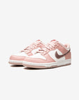 Nike Dunk Low Pink Velvet sneakers basse bambino in pelle rosa, vista frontale