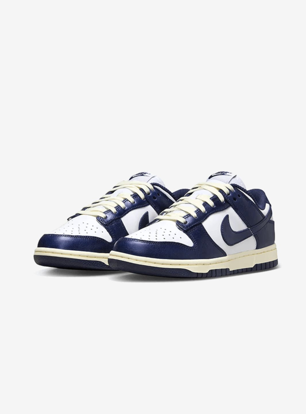 Nike Dunk Low Vintage Navy sneakers basse donna in pelle blu, vista frontale
