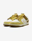 Nike Dunk Low Retro Bronzine sneakers basse uomo e donna in pelle multicolore, vista frontale