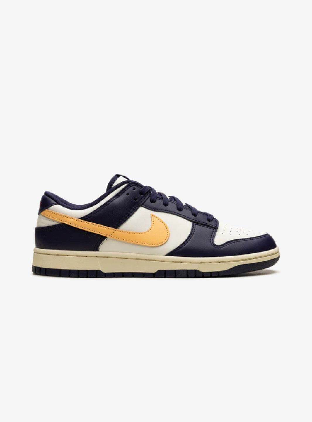 Nike Dunk Low Retro From Nike To You Midnight Navy sneakers basse uomo e donna in pelle blu, dettaglio suola