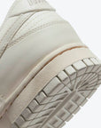 Nike Dunk Low Sail Light Bone sneakers basse uomo e donna in pelle bianco beige, dettaglio tomaia