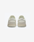 Nike Dunk Low Sail Light Bone sneakers basse uomo e donna in pelle bianco beige, vista dall'alto