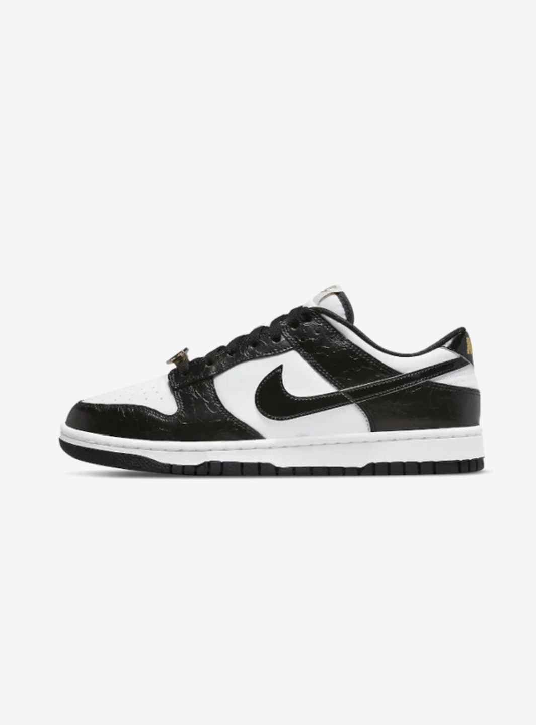 Nike Dunk Low World Champs Black White sneakers basse uomo e donna in pelle bianco nero, vista laterale