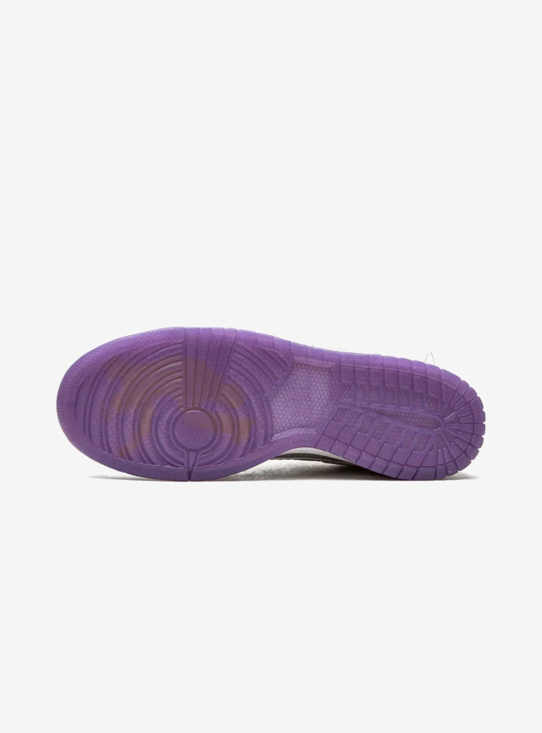 Nike Dunk Low Union Passport Pack Court Purple sneakers basse uomo e donna in pelle viola, indossate