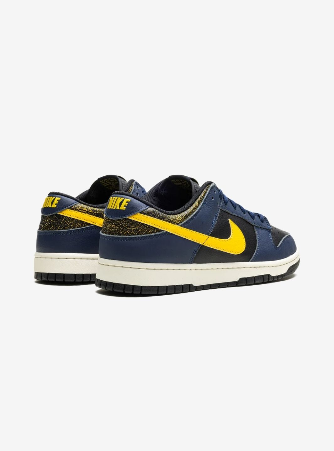Nike Dunk Low Vintage Michigan sneakers basse uomo e donna in pelle multicolore, dettaglio suola