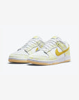 Nike Dunk Low Yellow Strike sneakers basse uomo e donna in pelle giallo, vista frontale