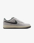 Nike Air Force 1 Low Yuto Horigome White Iron Grey sneakers basse uomo e donna pelle bianco grigio, vista dall'alto