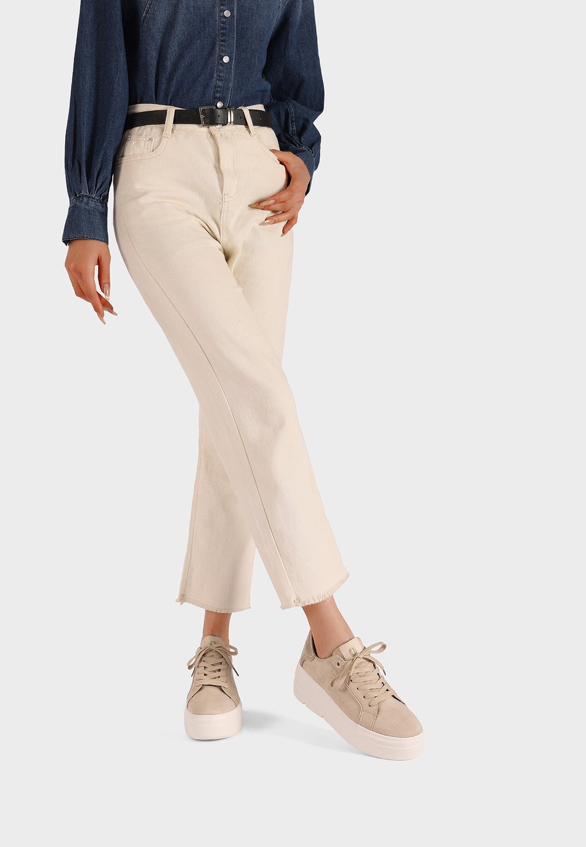 Sneakers Donna Fiamma Alba Sildora – vista indossata