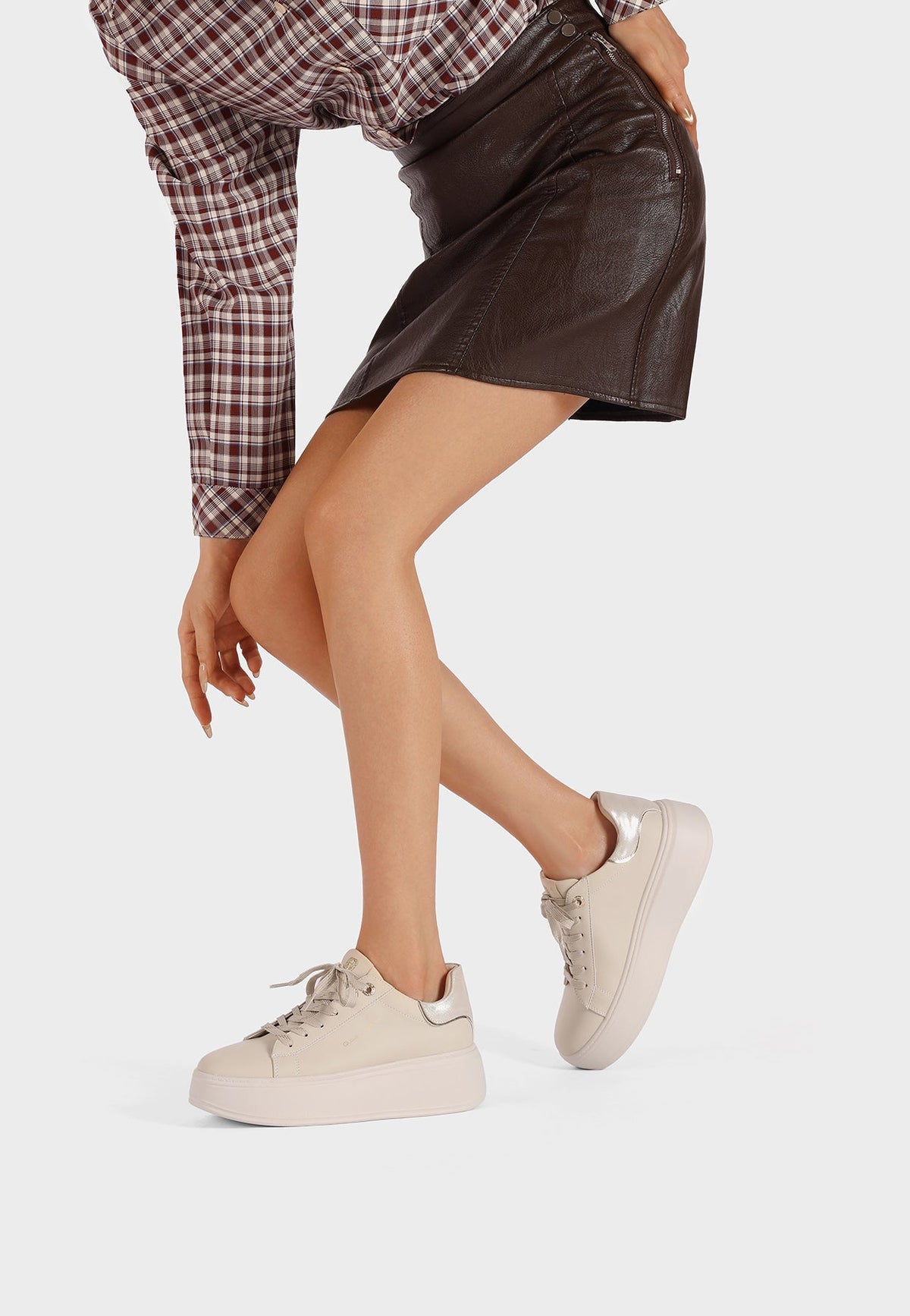 Sneakers Donna Giada Maria Sildora – vista indossata