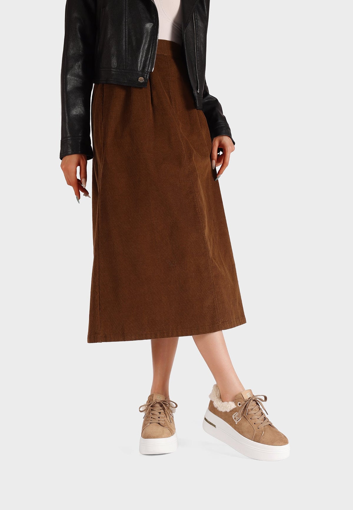 Sneakers Donna Fiamma Laura Sildora – vista indossata