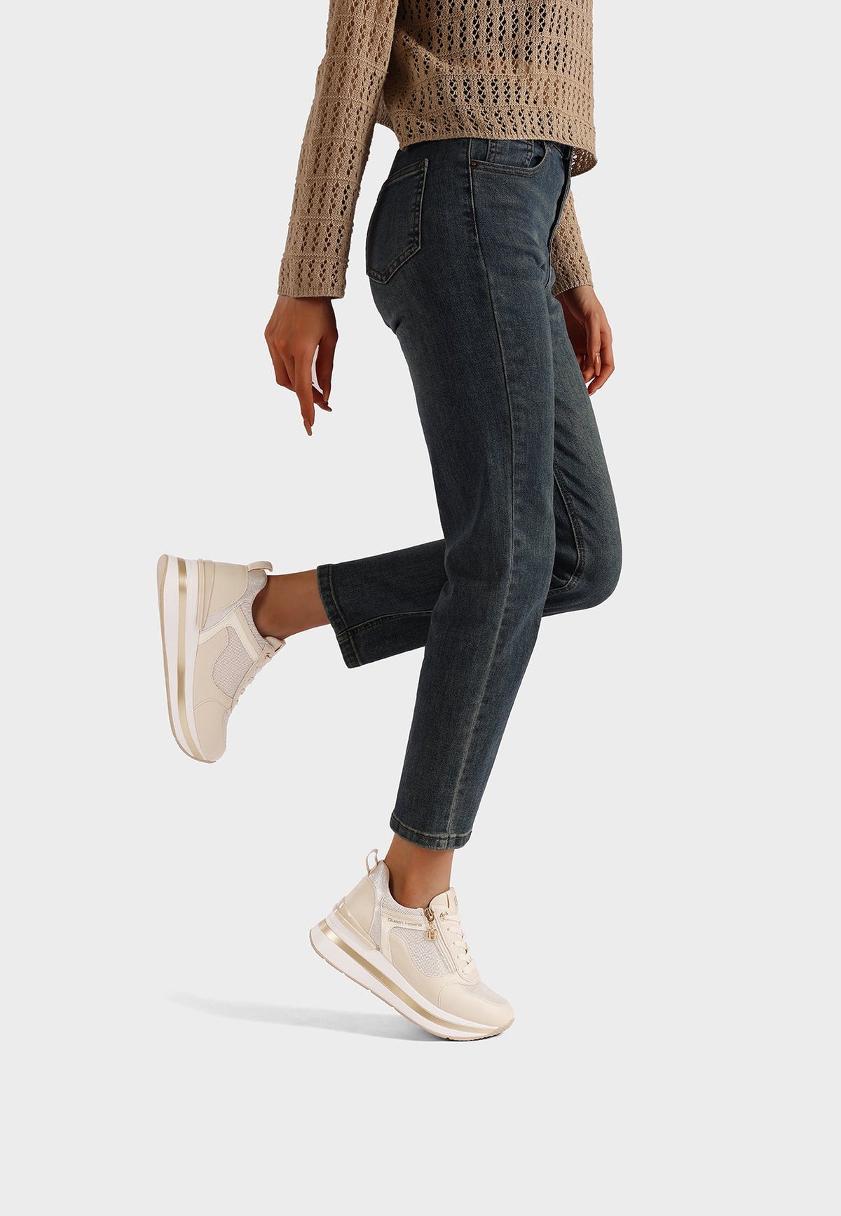 Sneakers Donna Carlotta Alba Sildora – vista indossata