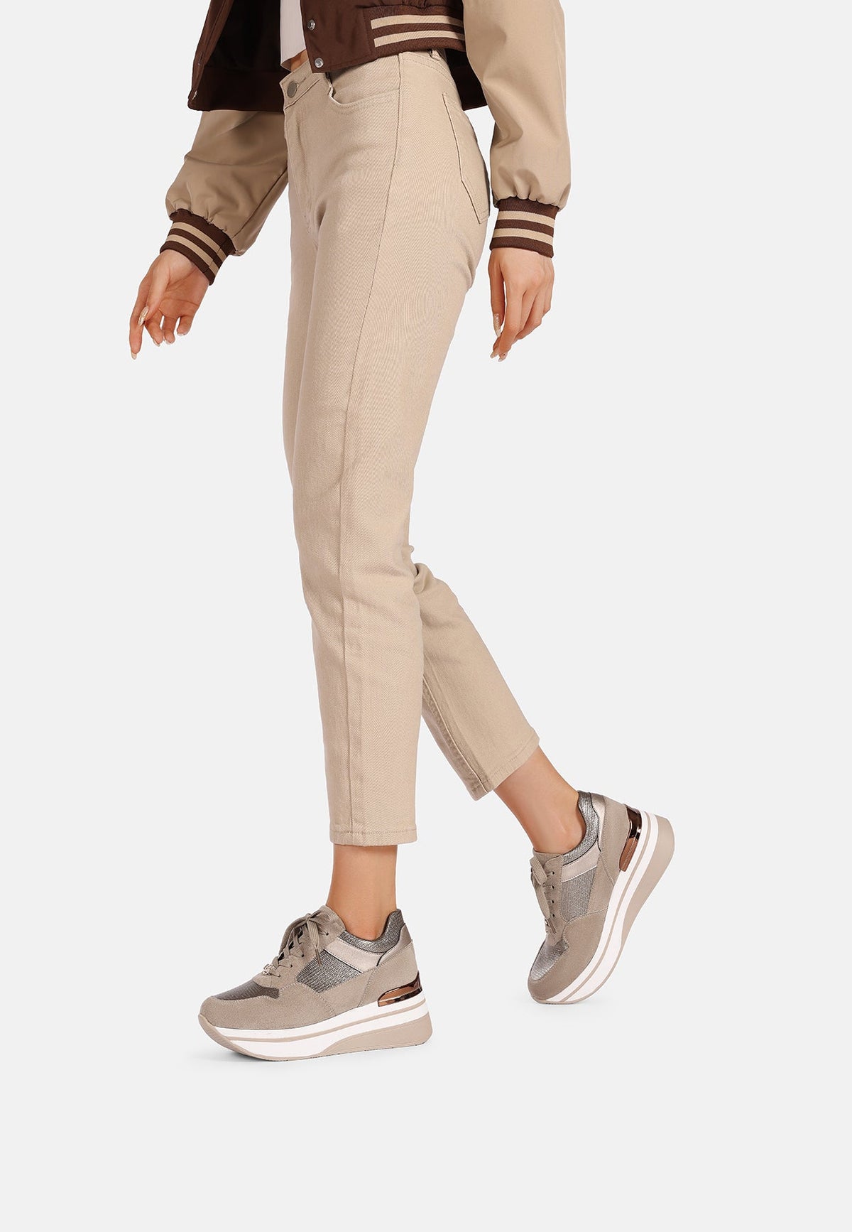 Sneakers Donna Nicoletta Elena Sildora – vista indossata